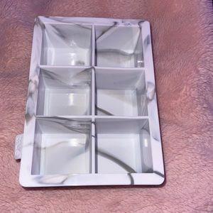 Marble ice tray